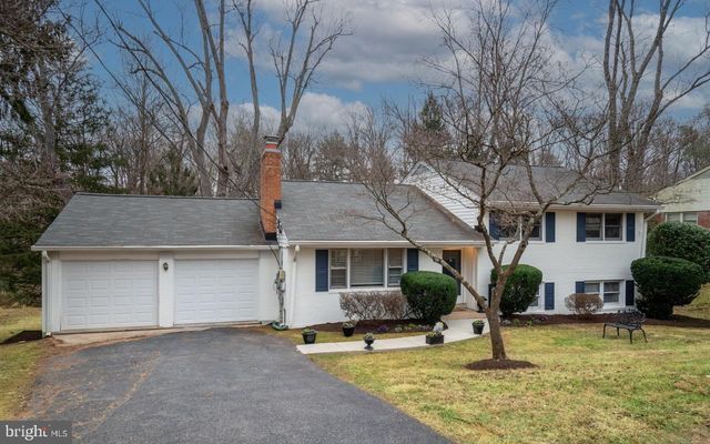 1101 DEAD RUN DR, Mclean, VA 22101