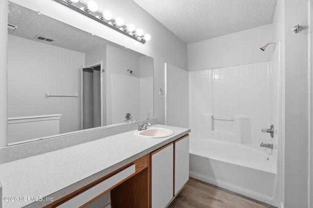 3374 CAROLINE RIDGE Lane E, Jacksonville, FL 32225
