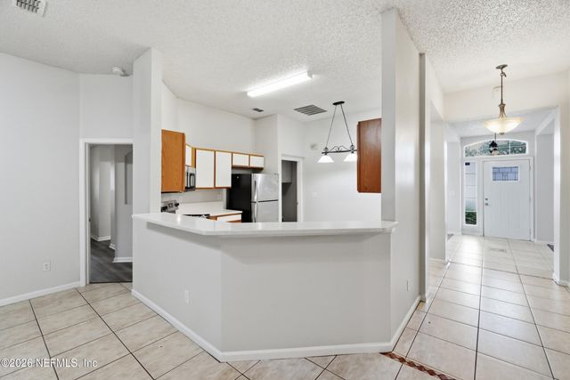 3374 CAROLINE RIDGE Lane E, Jacksonville, FL 32225