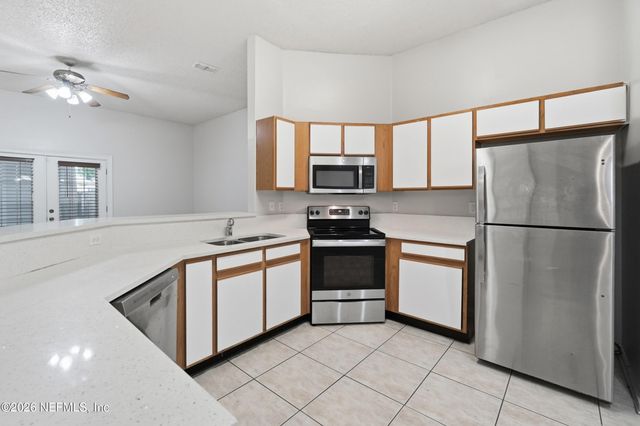 3374 CAROLINE RIDGE Lane E, Jacksonville, FL 32225