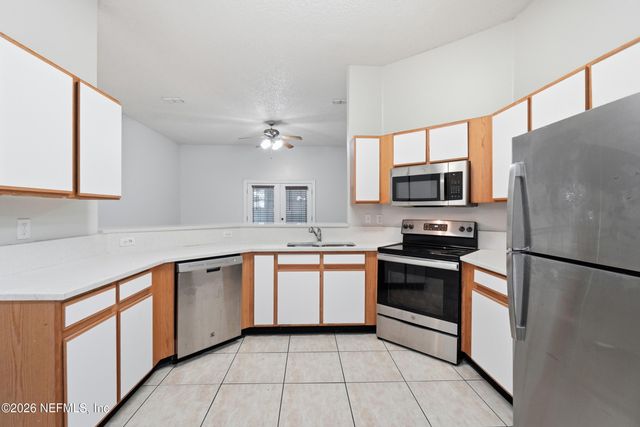 3374 CAROLINE RIDGE Lane E, Jacksonville, FL 32225