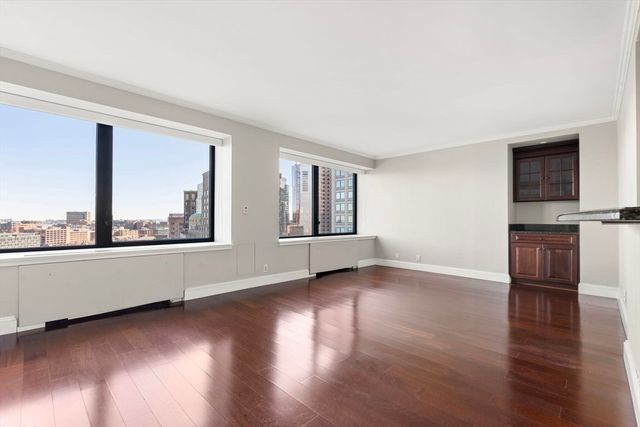 85 East India Row 15E, Boston, MA 02110