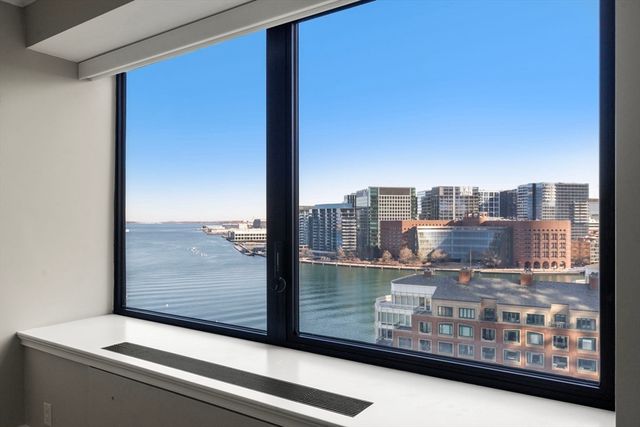 85 East India Row 15E, Boston, MA 02110