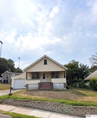 5020 Binney Street, Omaha, NE 68104