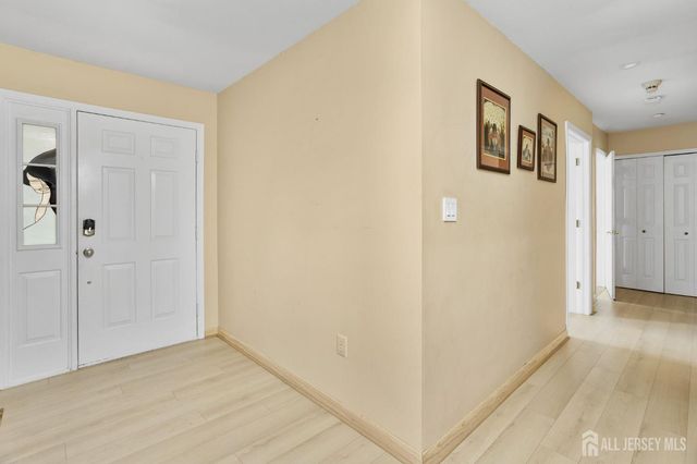 173 Concordia Circle, Monroe, NJ 08831