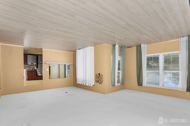 173 Concordia Circle, Monroe, NJ 08831