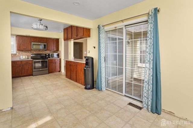 173 Concordia Circle, Monroe, NJ 08831