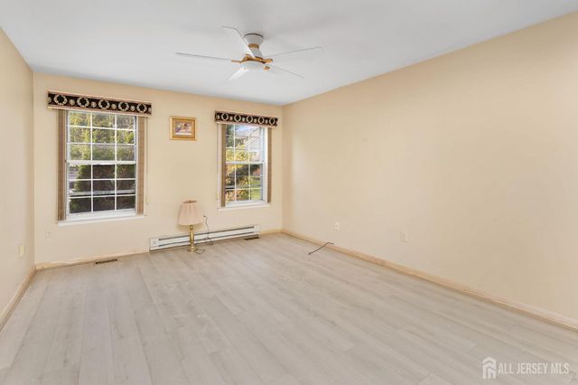 173 Concordia Circle, Monroe, NJ 08831