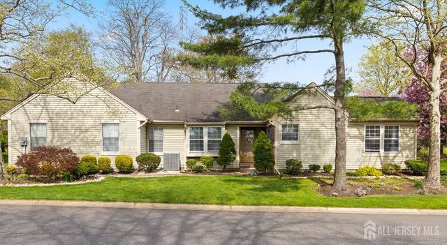 173 Concordia Circle, Monroe, NJ 08831