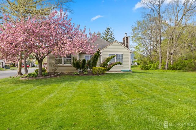 173 Concordia Circle, Monroe, NJ 08831