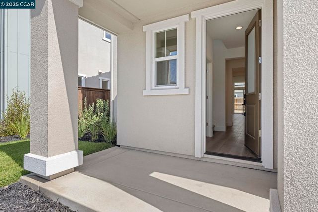 127 Bodega Drive, Lodi, CA 95240