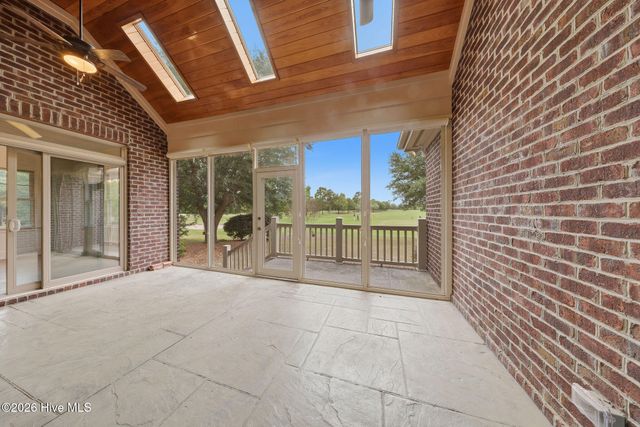 168 Cedar Point Drive, Wallace, NC 28466