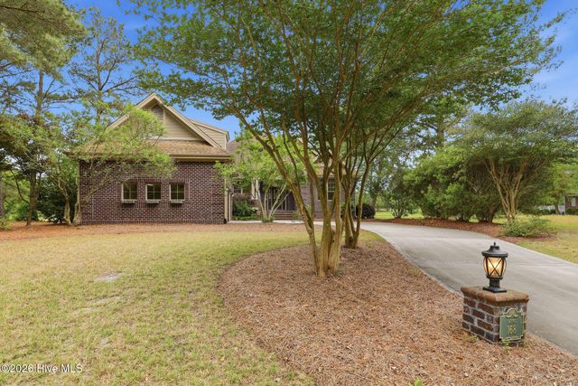 168 Cedar Point Drive, Wallace, NC 28466