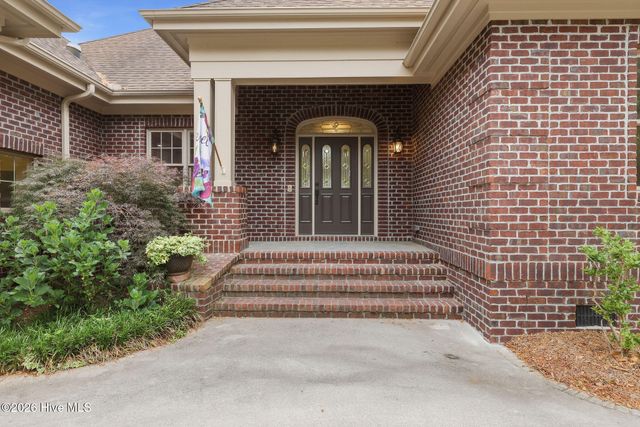 168 Cedar Point Drive, Wallace, NC 28466