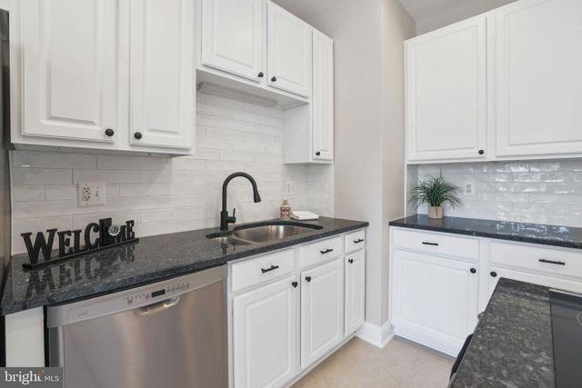 401 YORKSHIRE RIDGE CT, Purcellville, VA 20132