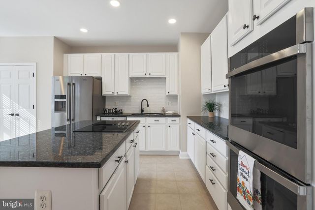 401 YORKSHIRE RIDGE CT, Purcellville, VA 20132