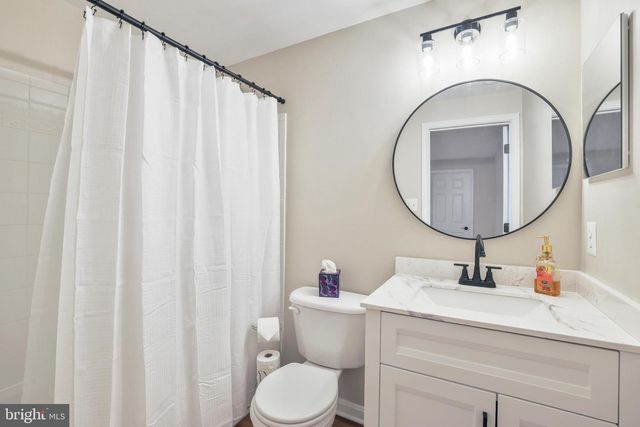 401 YORKSHIRE RIDGE CT, Purcellville, VA 20132