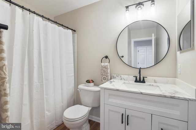 401 YORKSHIRE RIDGE CT, Purcellville, VA 20132