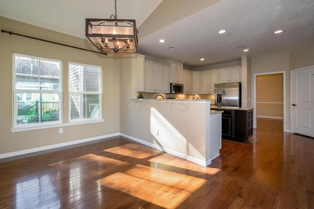 7660 Scioto Crossing Boulevard, 42 42, Dublin, OH 43016