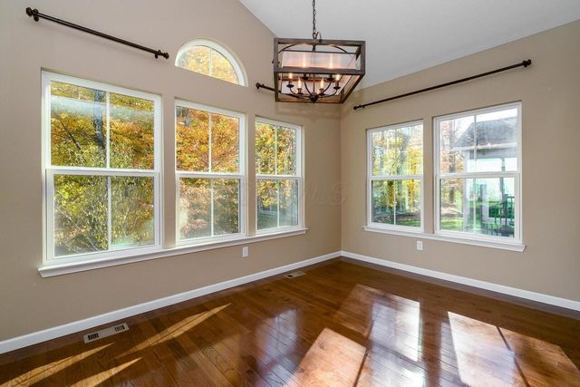 7660 Scioto Crossing Boulevard, 42 42, Dublin, OH 43016