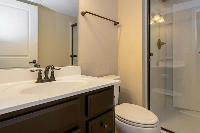 7660 Scioto Crossing Boulevard, 42 42, Dublin, OH 43016