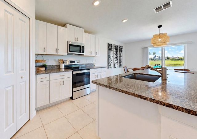 13265 GREAT PLAINS DRIVE, Riverview, FL 33579