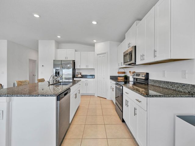 13265 GREAT PLAINS DRIVE, Riverview, FL 33579