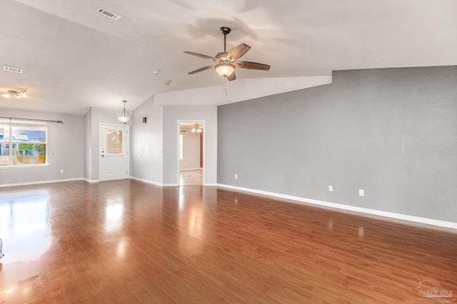 1914 Coral Island Rd, Pensacola, FL 32506