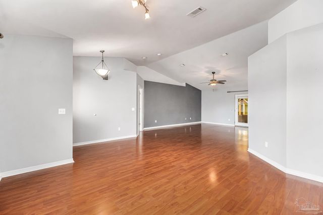 1914 Coral Island Rd, Pensacola, FL 32506