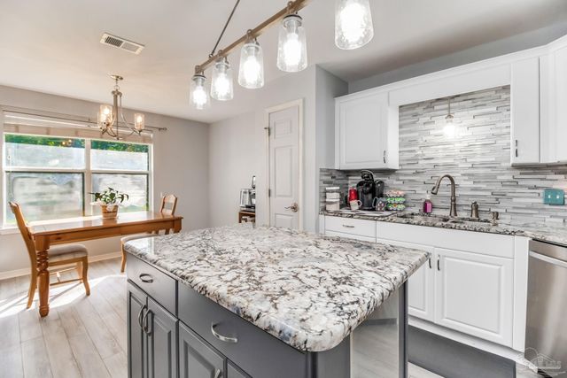 1914 Coral Island Rd, Pensacola, FL 32506