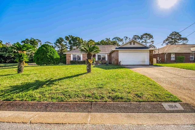 1914 Coral Island Rd, Pensacola, FL 32506