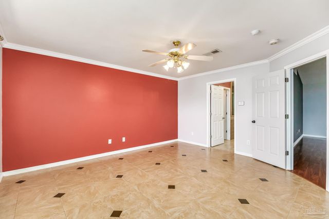 1914 Coral Island Rd, Pensacola, FL 32506