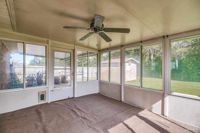 1914 Coral Island Rd, Pensacola, FL 32506