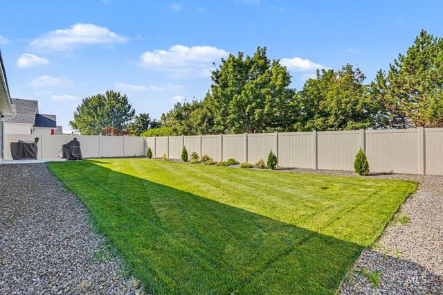 16847 Courtney Way, Caldwell, ID 83607
