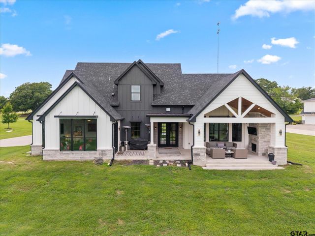 239 Nelson Drive, Sulphur Springs, TX 75482