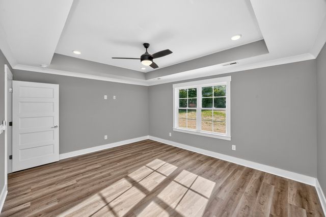 237 Copperas Creek Rd, Tullahoma, TN 37388