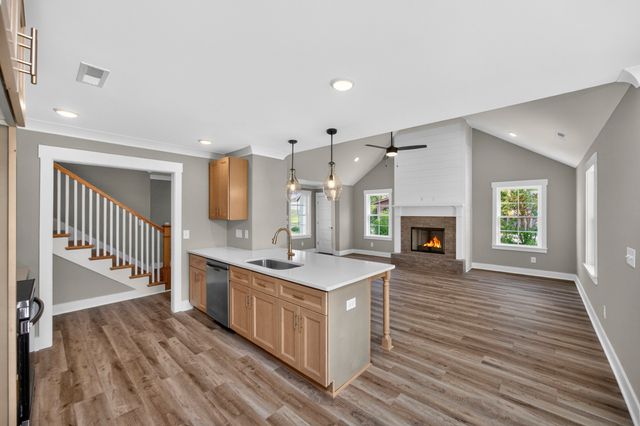 237 Copperas Creek Rd, Tullahoma, TN 37388