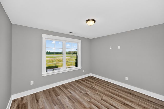 237 Copperas Creek Rd, Tullahoma, TN 37388