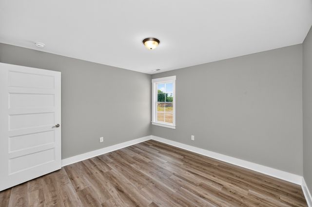 237 Copperas Creek Rd, Tullahoma, TN 37388
