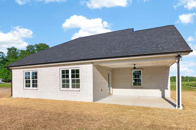 237 Copperas Creek Rd, Tullahoma, TN 37388