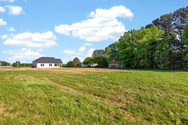 237 Copperas Creek Rd, Tullahoma, TN 37388