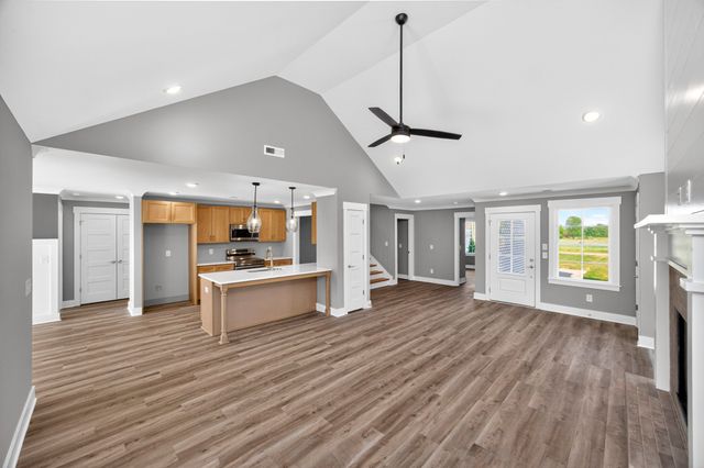 237 Copperas Creek Rd, Tullahoma, TN 37388
