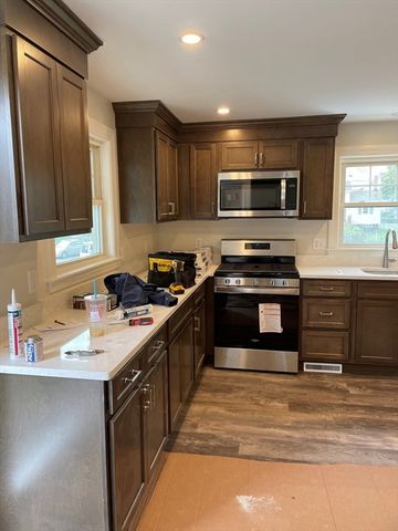 144 Summer Street 1, Waltham, MA 02453