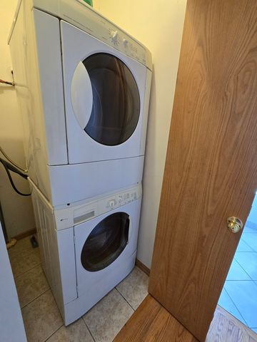 1700 W CERMAK Road 2R, Chicago, IL 60608