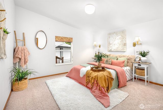 7342 Sunny Lane, Sedro Woolley, WA 98284