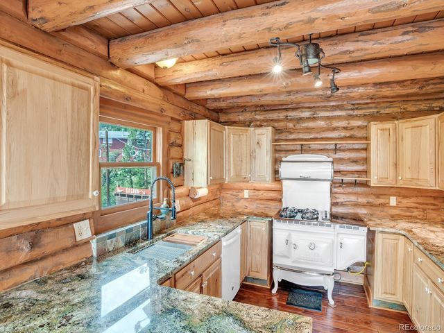 1000 Lodgepole Drive, Evergreen, CO 80439