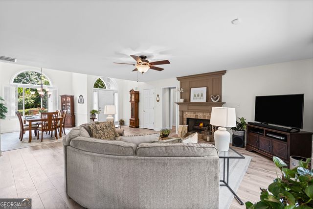 3940 Preston Oak Lane, Suwanee, GA 30024