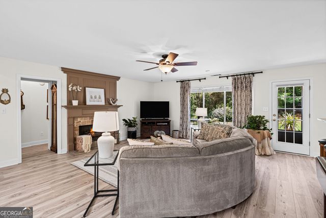 3940 Preston Oak Lane, Suwanee, GA 30024