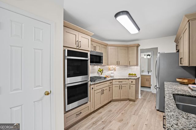 3940 Preston Oak Lane, Suwanee, GA 30024