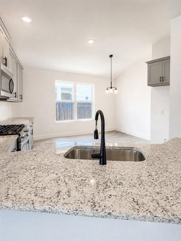 13914 Seneca Lake Drive, Texas City, TX 77568